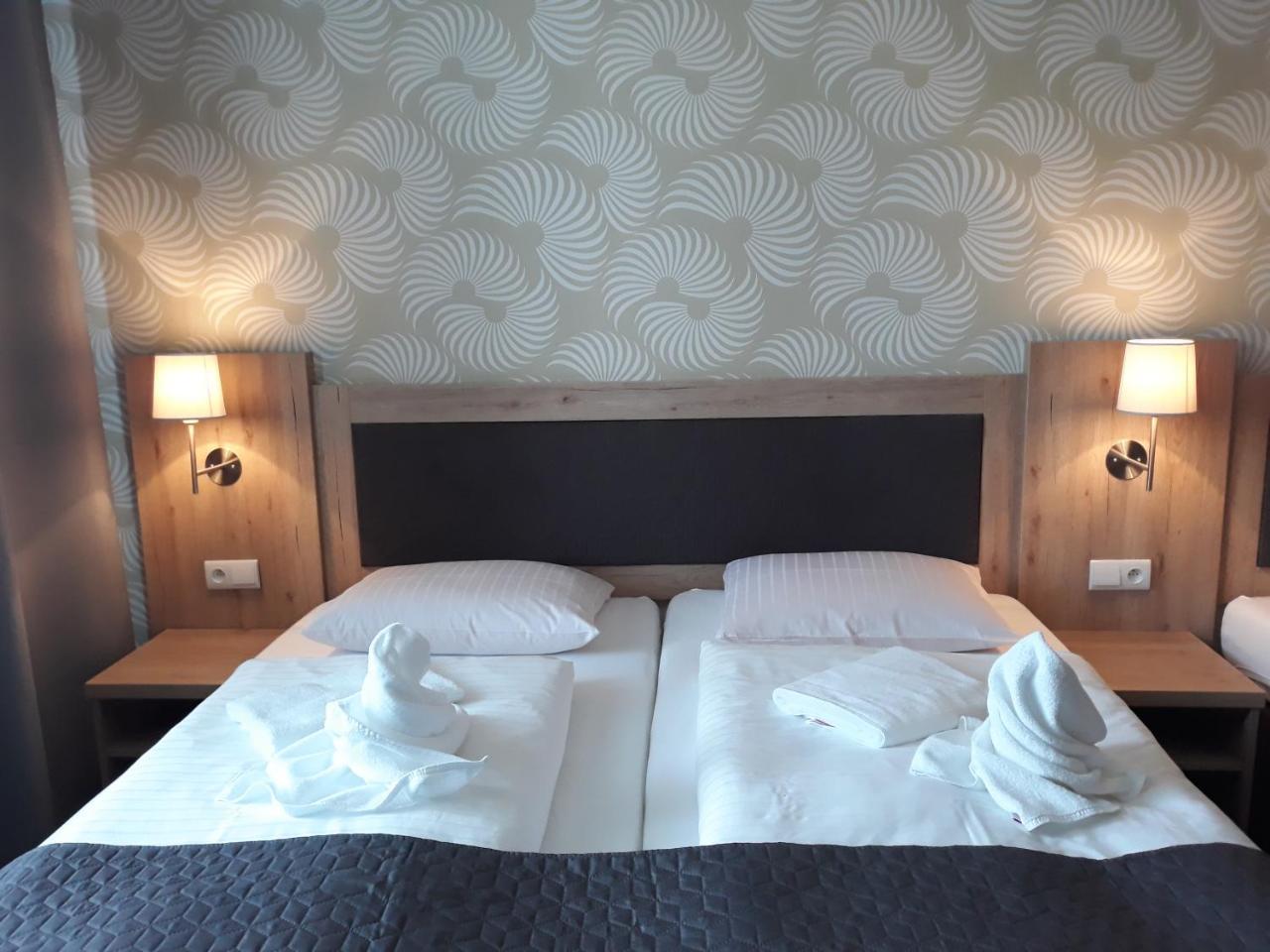 Hotel Rozvoj 클라토비 외부 사진